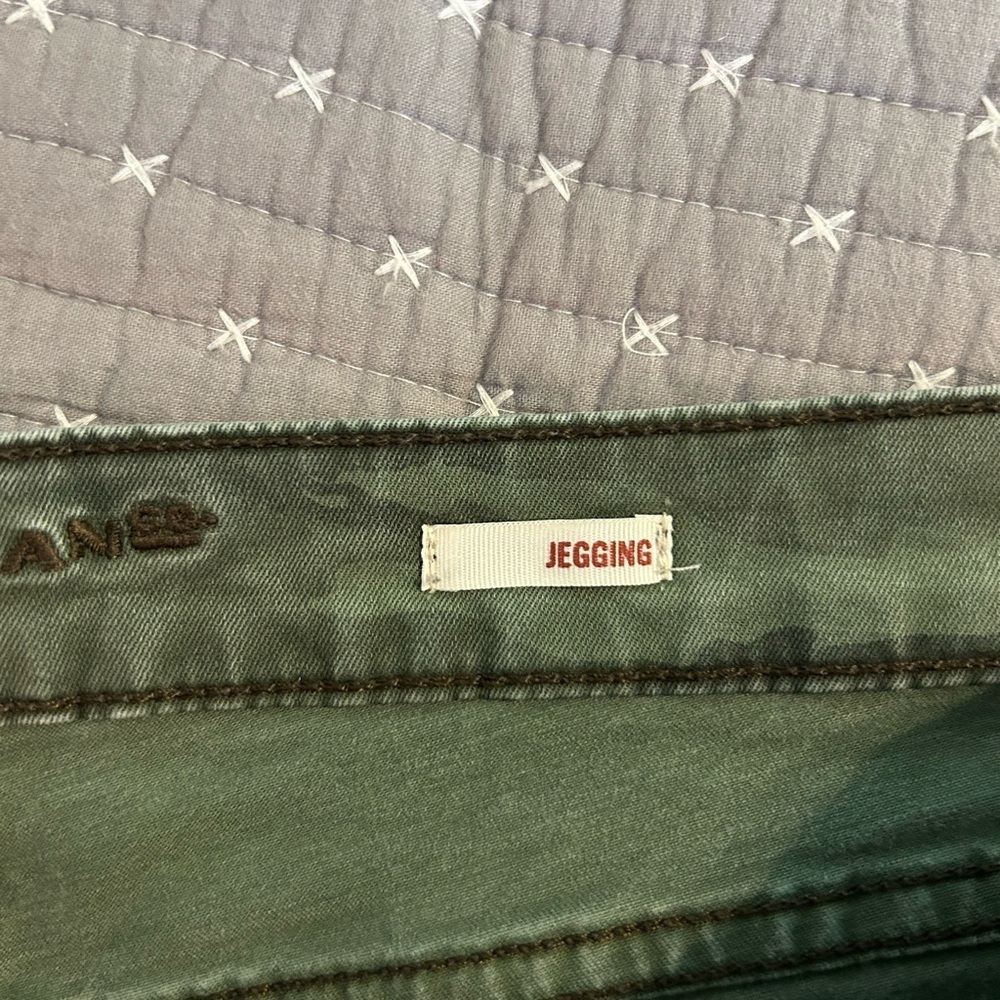 Arizona Jean Company Green Camo Jegging Pants 19 - Picture 8 of 8